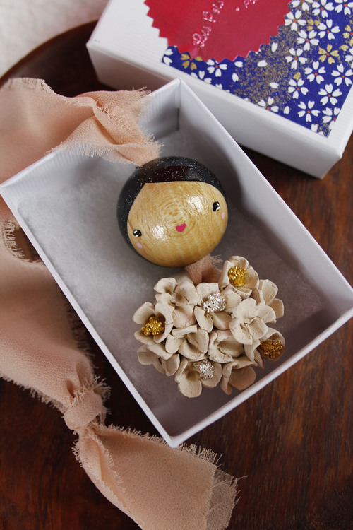 (image pour) Petite Fleur Céramique Hibiscus